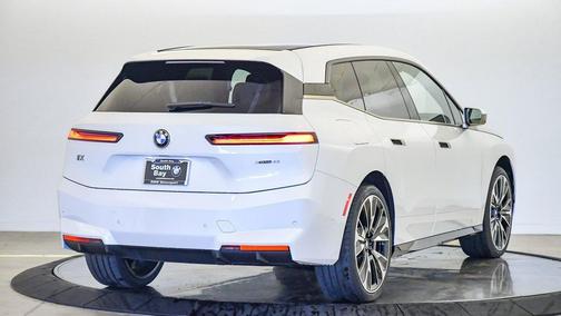 2026 BMW iX xDrive45