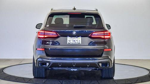 2023 BMW X5 sDrive40i