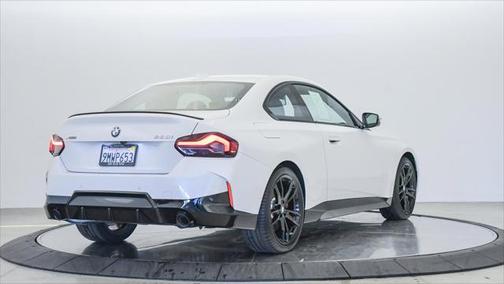 2024 BMW 230 i xDrive