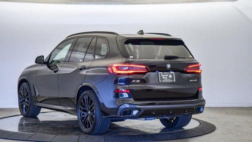 2023 BMW X5 sDrive40i