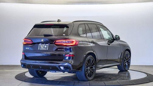 2023 BMW X5 sDrive40i