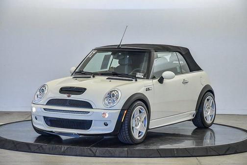 2007 MINI Cooper S Base