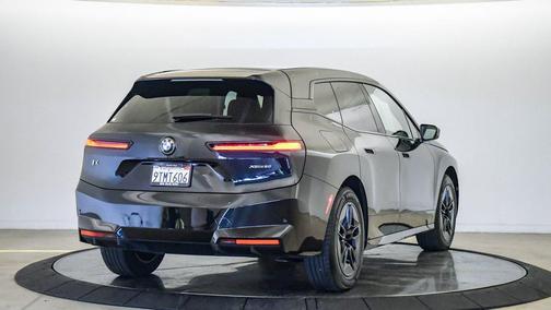 Black Sapphire Metallic 2026 BMW iX xDrive60