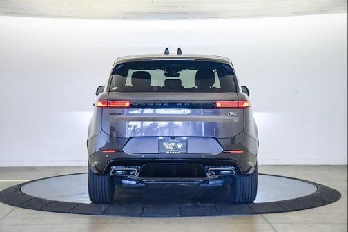 2023 Land Rover Range Rover Sport SE