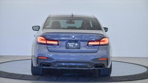 2022 BMW M550 i Xdrive
