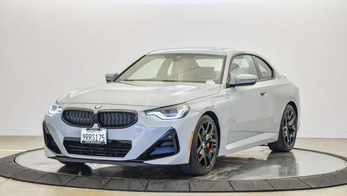 2025 BMW 230 i
