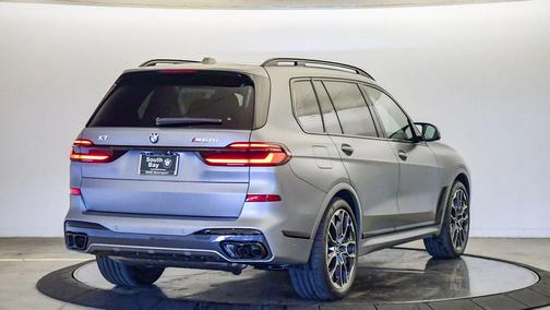 2026 BMW X7 M60i