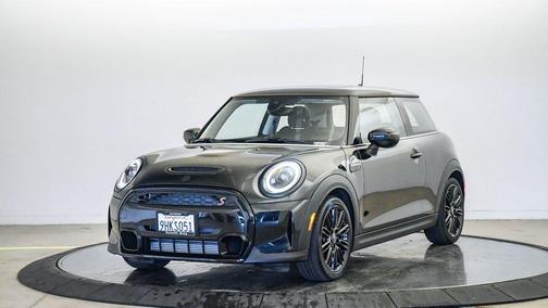 Midnight Black 2024 MINI Hardtop Cooper S