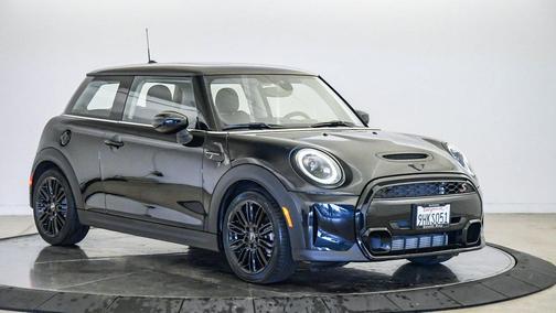 Midnight Black 2024 MINI Hardtop Cooper S