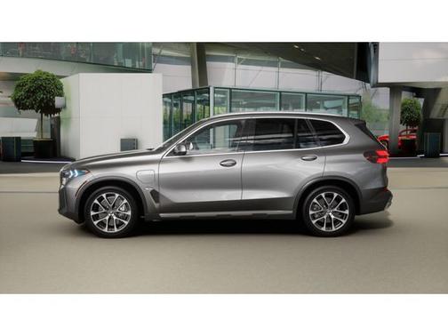 Skyscraper Grey Metallic 2026 BMW X5 PHEV xDrive50e