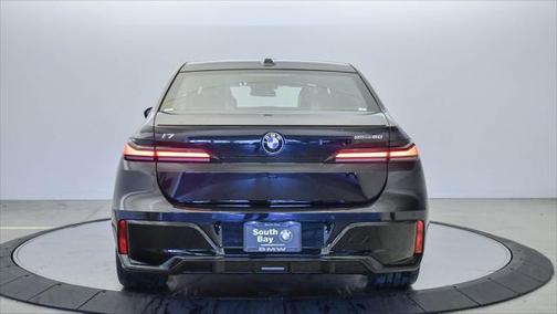 2025 BMW i7 eDrive50