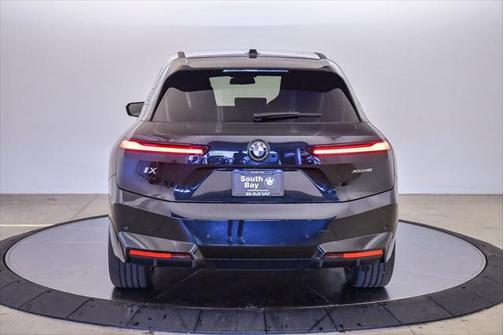 2026 BMW iX xDrive45