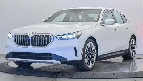 2025 BMW i5 xDrive40