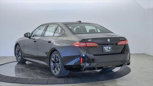 2025 BMW i5 xDrive40