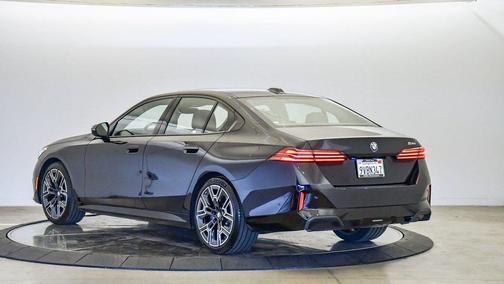 2026 BMW 530 530i