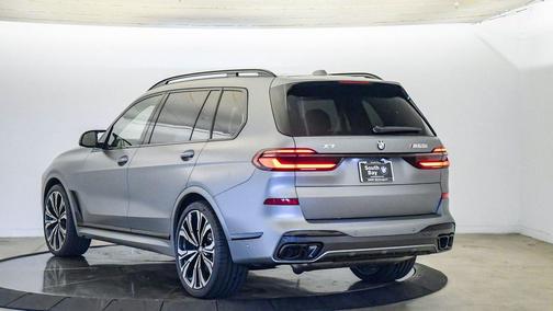 2026 BMW X7 M60i