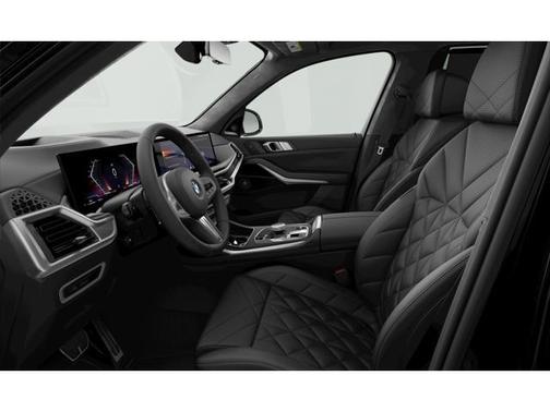 Black Sapphire Metallic 2027 BMW X7 xDrive40i
