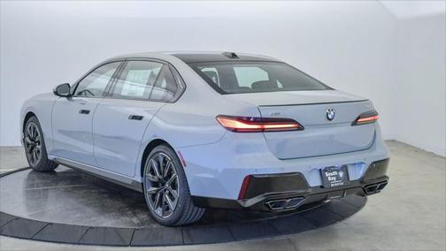 2025 BMW 760 i xDrive