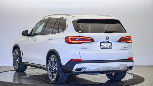 2023 BMW X5 sDrive40i
