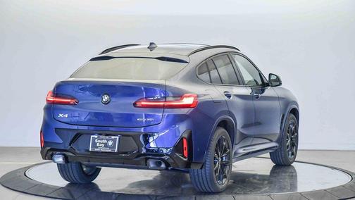2025 BMW X4 xDrive30i