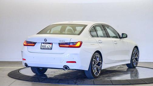 2025 BMW 330 330i