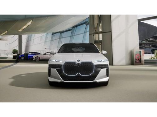Mineral White Metallic 2026 BMW 740 740i