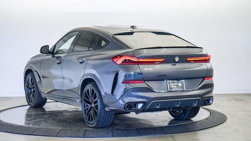 Dravit Grey Metallic 2026 BMW X6 xDrive40i