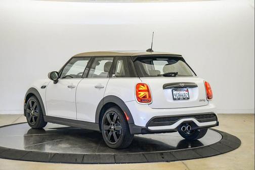 White Metallic 2024 MINI Hardtop Cooper S