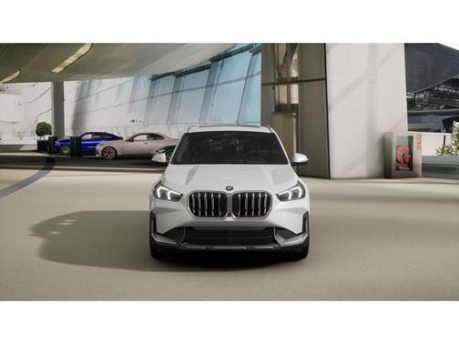 Mineral White Metallic 2026 BMW X1 xDrive28i