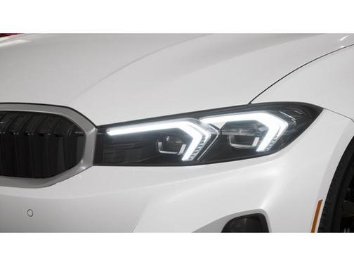 Mineral White Metallic 2026 BMW 330 330i
