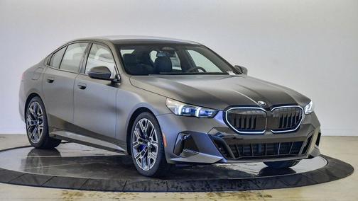 2026 BMW 540 i xDrive