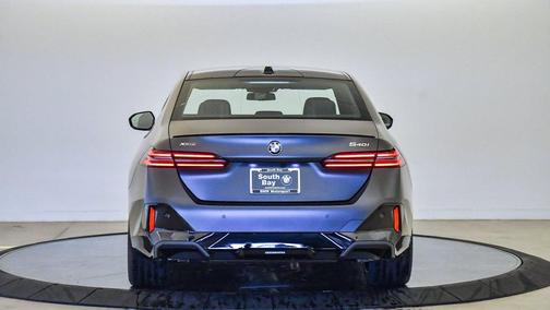 2026 BMW 540 i xDrive