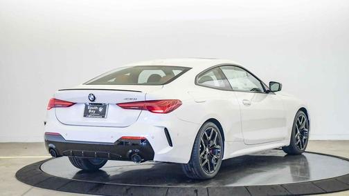 Mineral White Metallic 2026 BMW 430 i