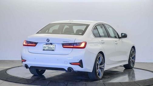 2022 BMW 330 330i