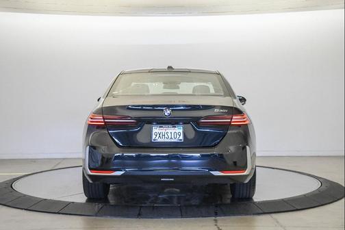 Black Sapphire Metallic 2026 BMW 530 530i