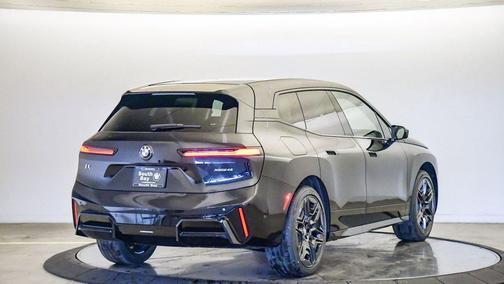 2026 BMW iX xDrive45