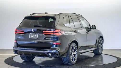 Black Sapphire Metallic 2026 BMW X5 PHEV xDrive50e