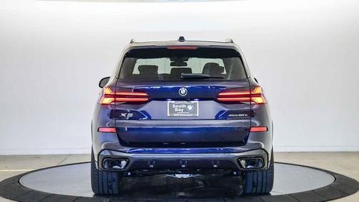 Tanzanite Blue II Metallic 2026 BMW X5 PHEV xDrive50e