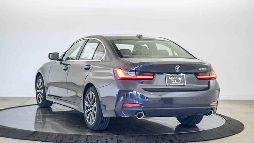 2026 BMW 330 330i