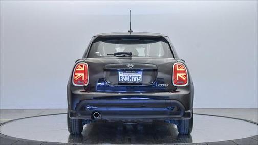 2022 MINI Hardtop Cooper