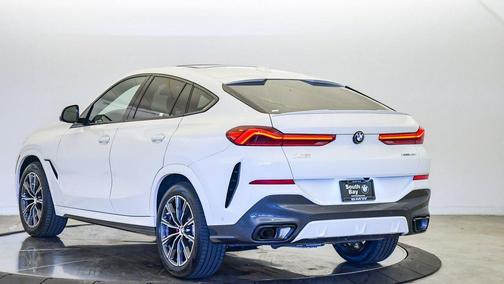 2023 BMW X6 xDrive40i