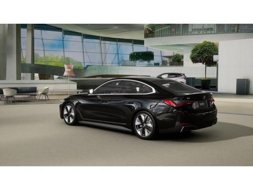 Black Sapphire Metallic 2026 BMW i4 Gran Coupe eDrive40