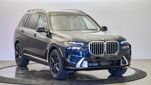 2026 BMW X7 xDrive40i