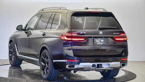 2026 BMW X7 xDrive40i