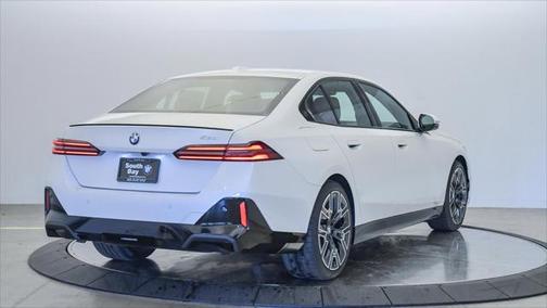 2025 BMW 530 i