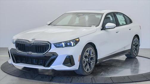 2025 BMW 530 i