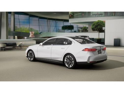 2026 BMW i5 eDrive40