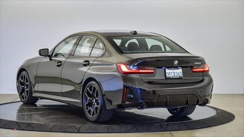 2025 BMW 330 i