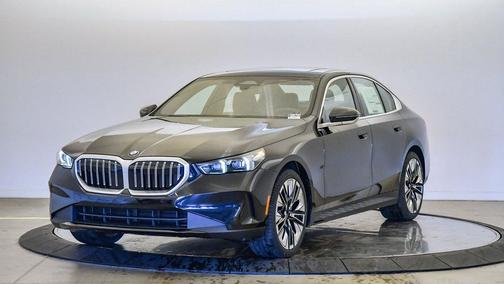2026 BMW 530 i