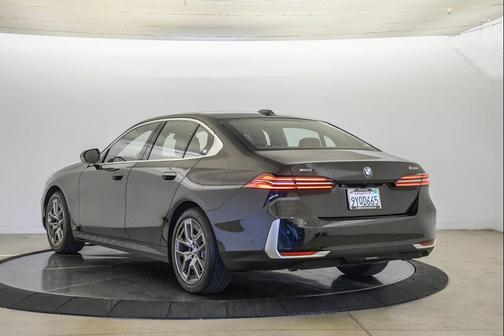 Black Sapphire Metallic 2026 BMW 530 xDrive